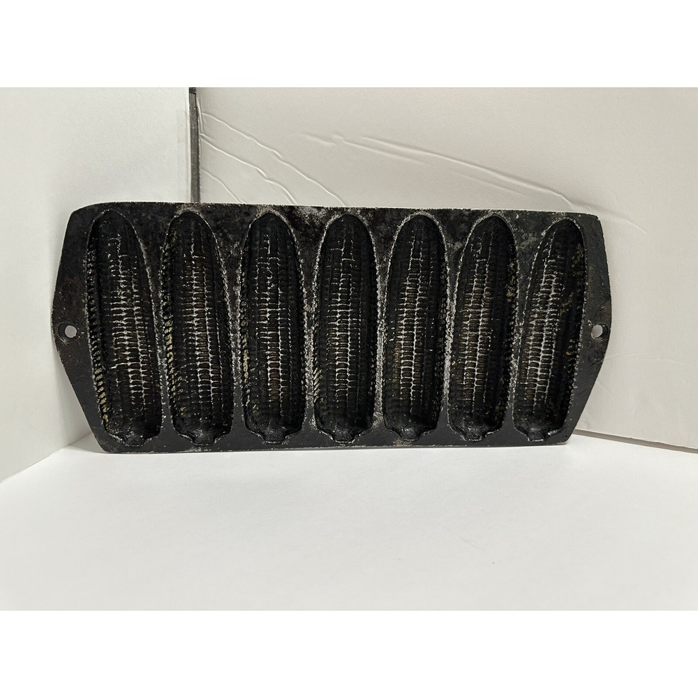 Antique Opa 1.50  7 Stick Corn Cob Cornbread Muffin Mold Pan 12 1/4"